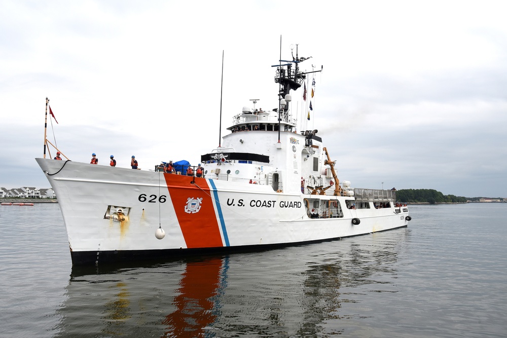 Coast Guard Cutter Dependable returns to Virginia Beach
