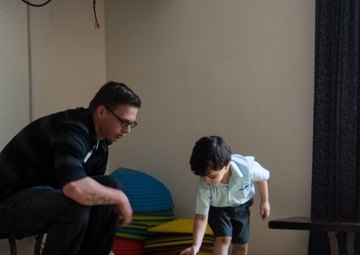 USS Mason Sailors Volunteer at School in Bahrain