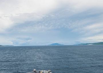 The amphibious dock landing ship USS Green Bay (LPD 20) transits the San Bernardino Strait
