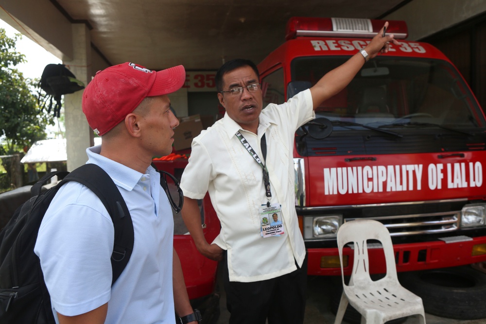U.S., Philippine Service Members Visit Key Leaders in Cagayan Community