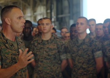 2nd MAW commanding general visits Marine Corps Auxiliary Landing Field Bogue, conducts pre-deployment brief with VMA-231 Marines
