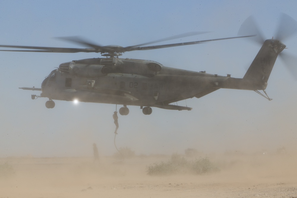 CH-53 Fast Rope Exercise