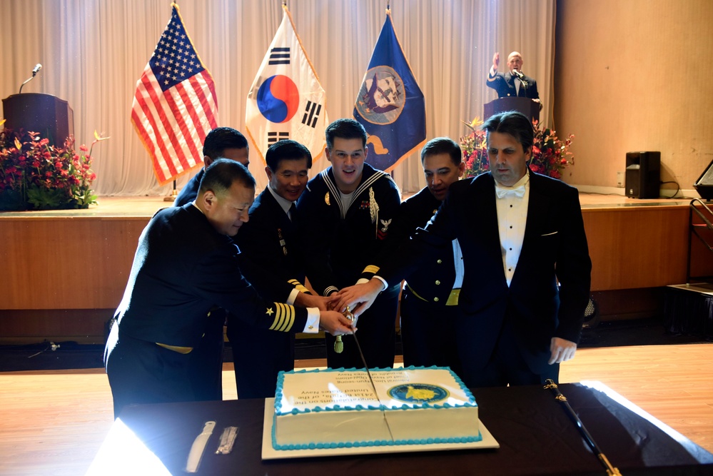 Sailors in Korea Celebrate 241st Navy Birthday