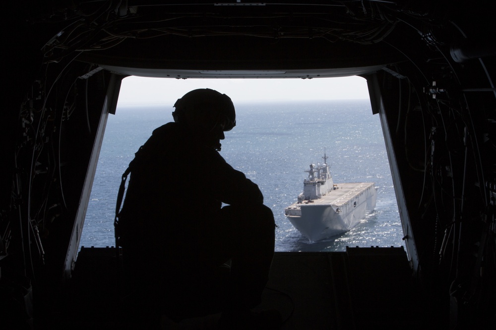 Crisis Response Marines conduct deck qualifications aboard Spanish assault ship