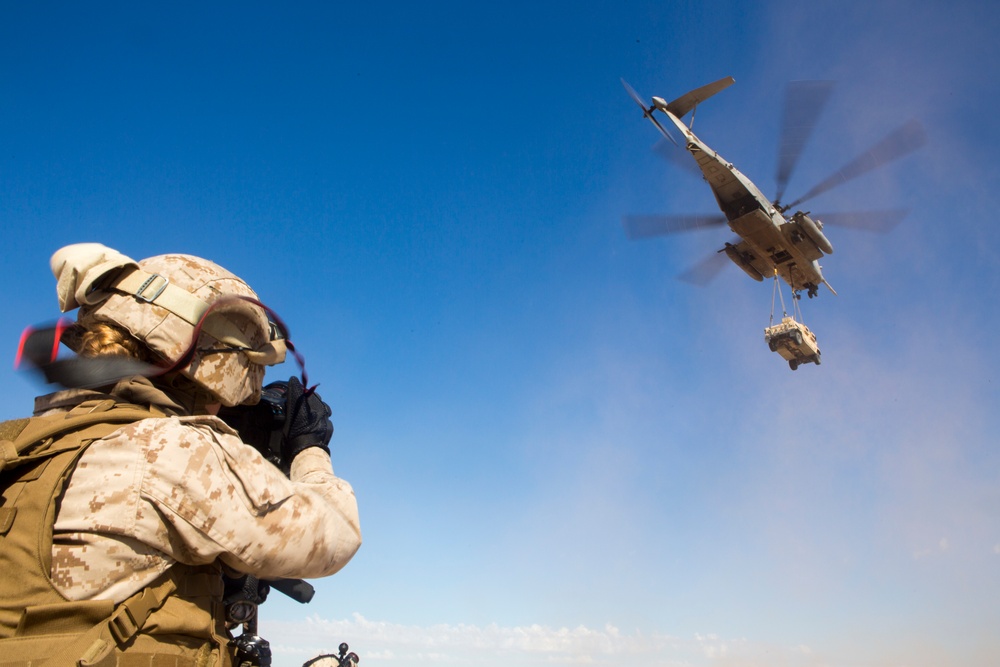 U.S. Marines conduct external lift - WTI 1-17
