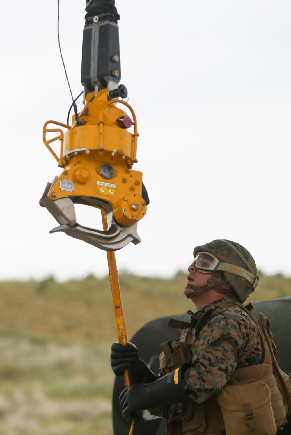 Winter Workhorse 16: Helicopter Support Team Lift