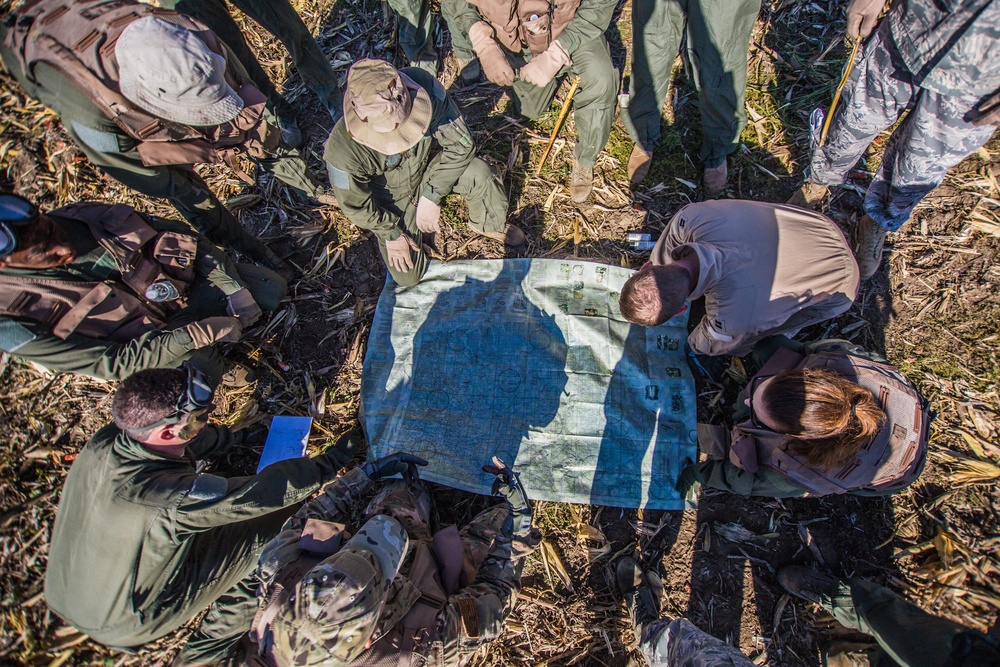 Airmen learn to survive at Rosecrans