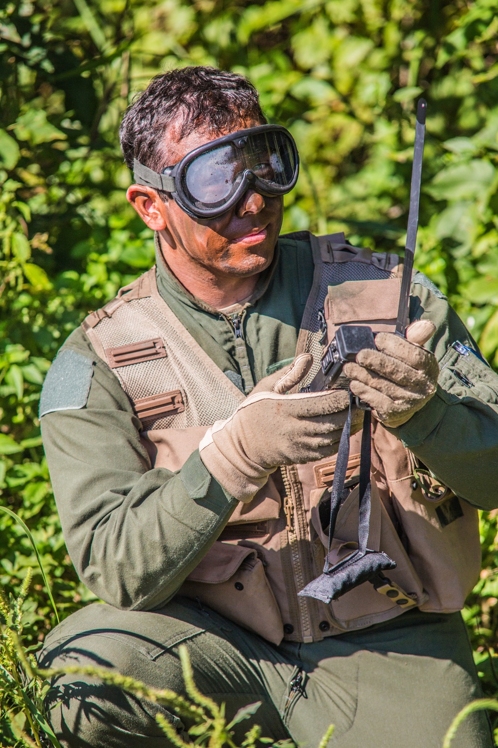 Airmen learn to survive at Rosecrans