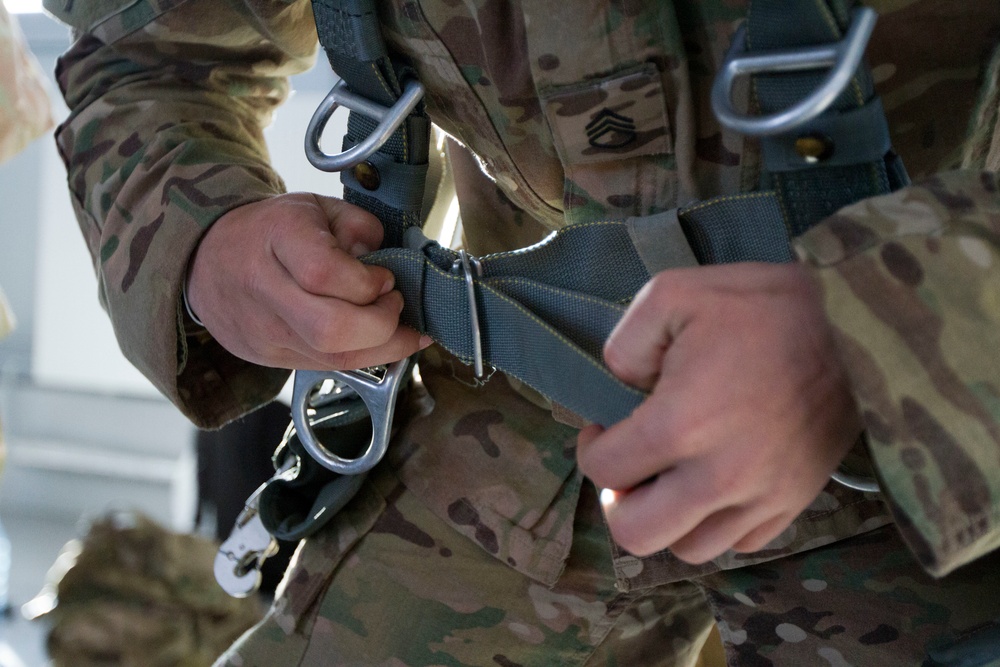 173rd Airborne Paratroopers Prepare for jump in Latvia