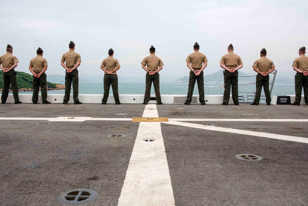 USS Green Bay (LPD 20) arrives in Hong Kong