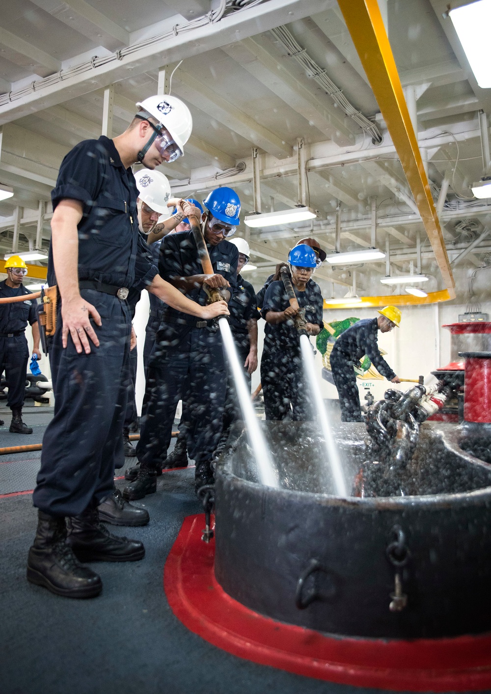 USS Bonhomme Richard (LHD 6) departs Hong Kong