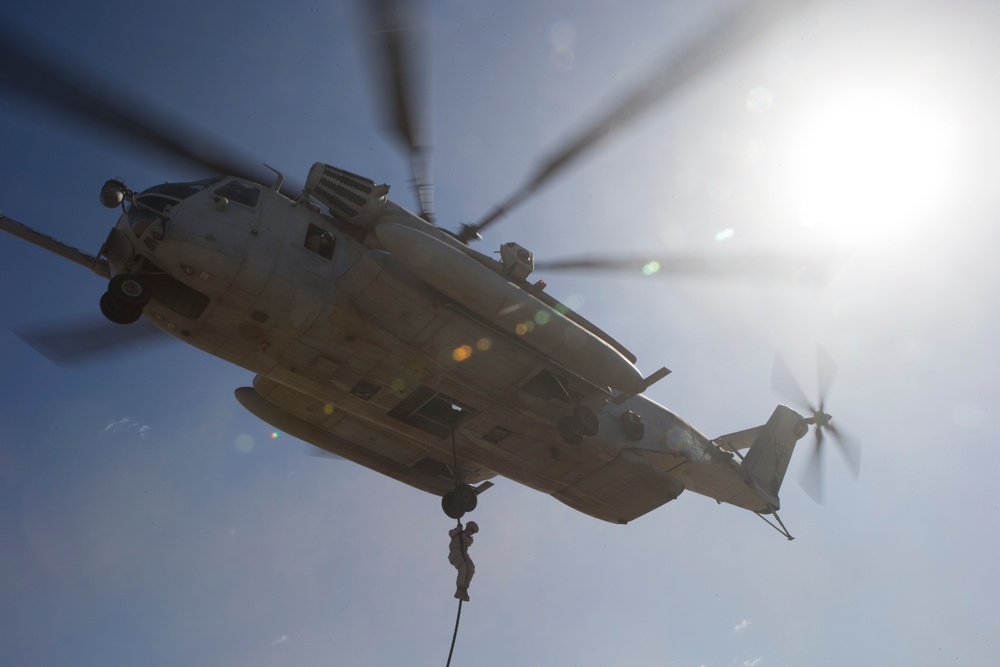 CH-53 Fast Rope Exercise