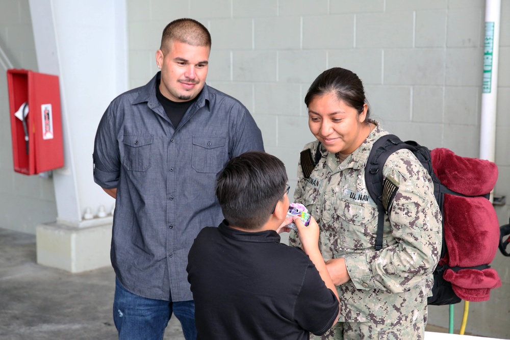 Electronic Attack Squadron 138 homecoming from 7th Fleet deployment