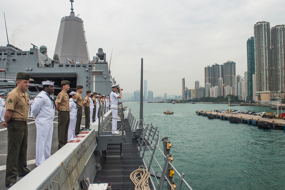 USS Green Bay Arrives in Hong Kong