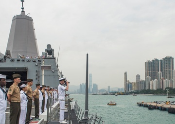 USS Green Bay Arrives in Hong Kong