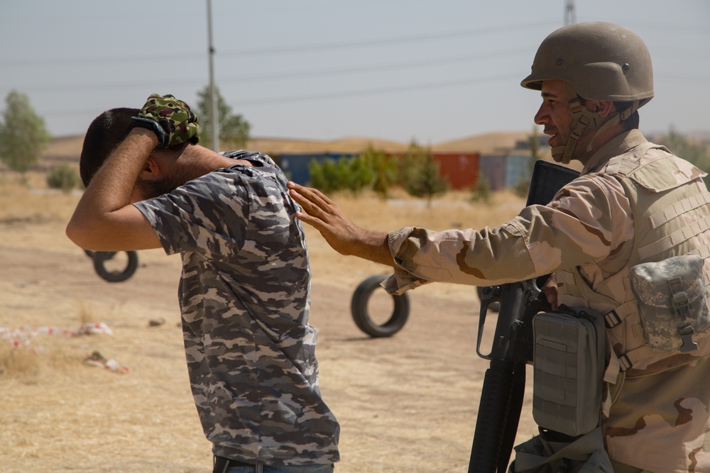 Peshmerga soldiers train during Modern Brigade Course 3