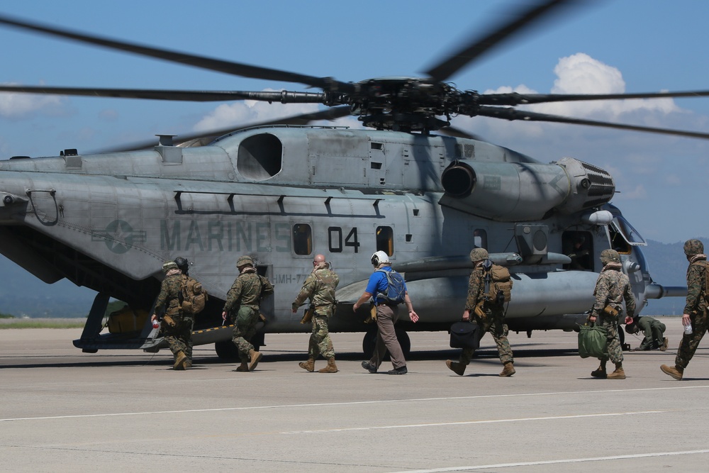 Marines with SPMAGTF-SC Respond to Hurricane Matthew Disaster Relief Efforts