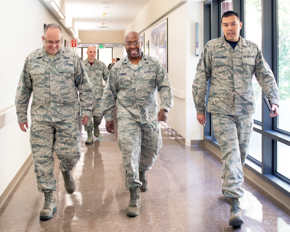 AMC Surgeon Visits Travis AFB