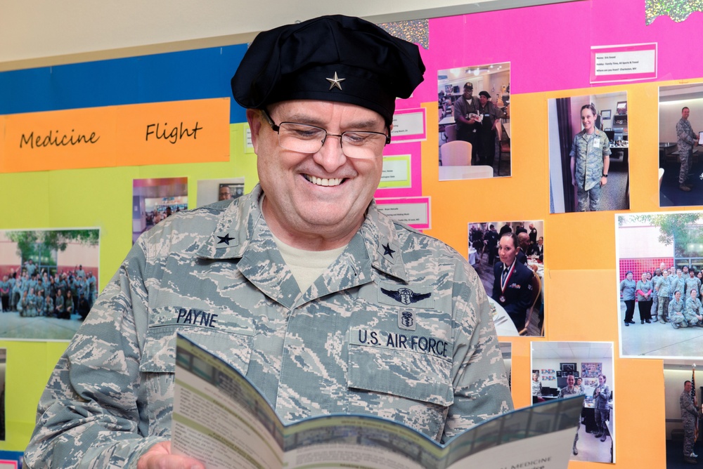 AMC Surgeon Visits Travis AFB
