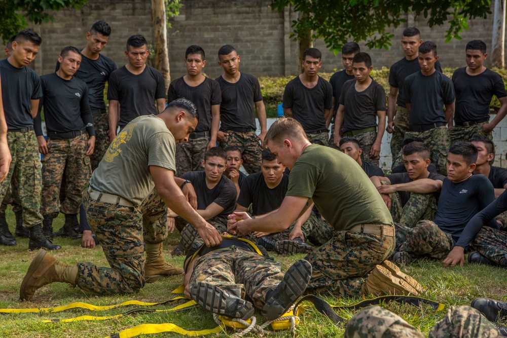 Combat life saver skills, SPMAGTF-SC 16