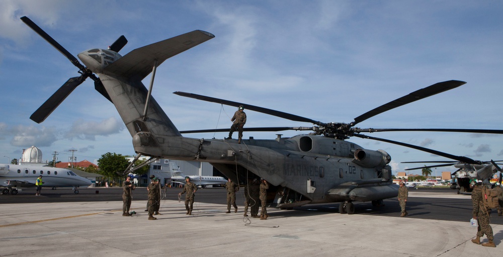 SPMAGTF-SC Marines Stage Hurricane Matthew Relief Team In Cayman Islands