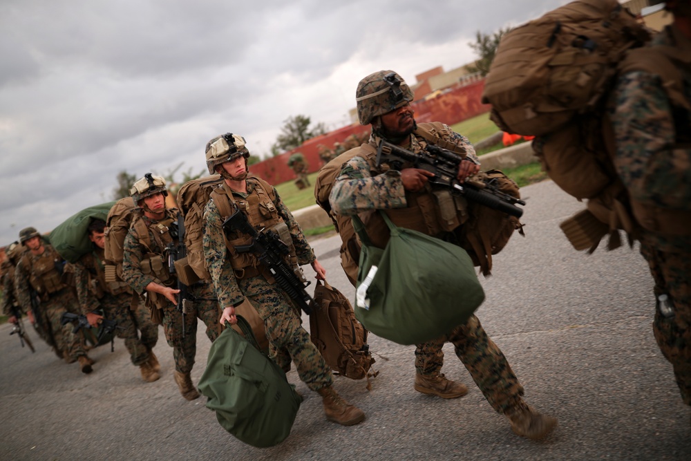 Marines prepare for Hurricane Matthew relief effort