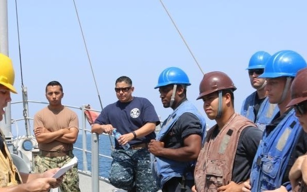 USS Gladiator Conducts First SWATT Exercise in Arabian Gulf