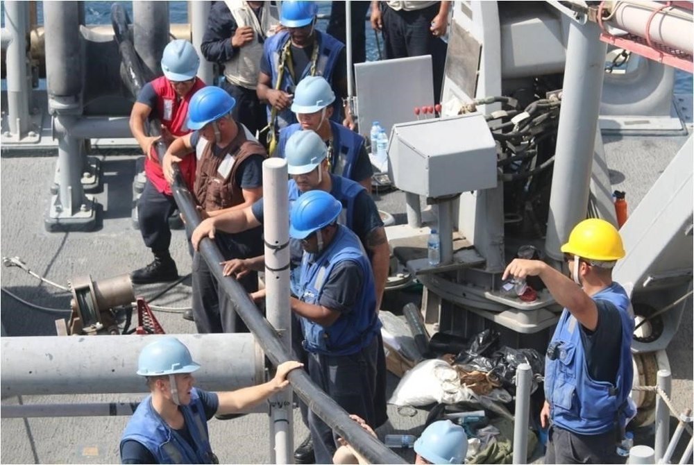 USS Gladiator Conducts First SWATT Exercise in Arabian Gulf