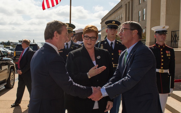 SD greets Austtralian Minister for Defence