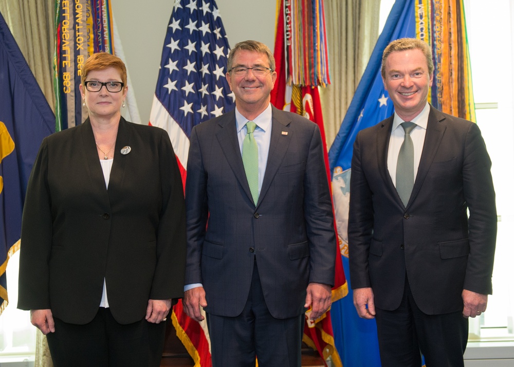 SD greets Austtralian Minister for Defence