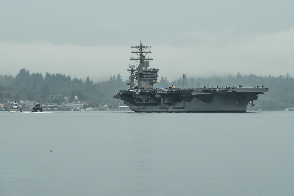 USS Nimitz Gets Underway for the first time in 21 Months.