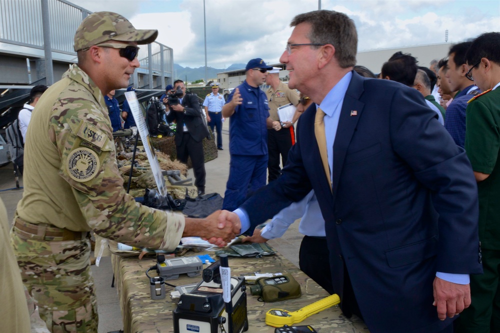 Coast Guard, Navy conduct Short Notice Response Capabilities demo for ASEAN