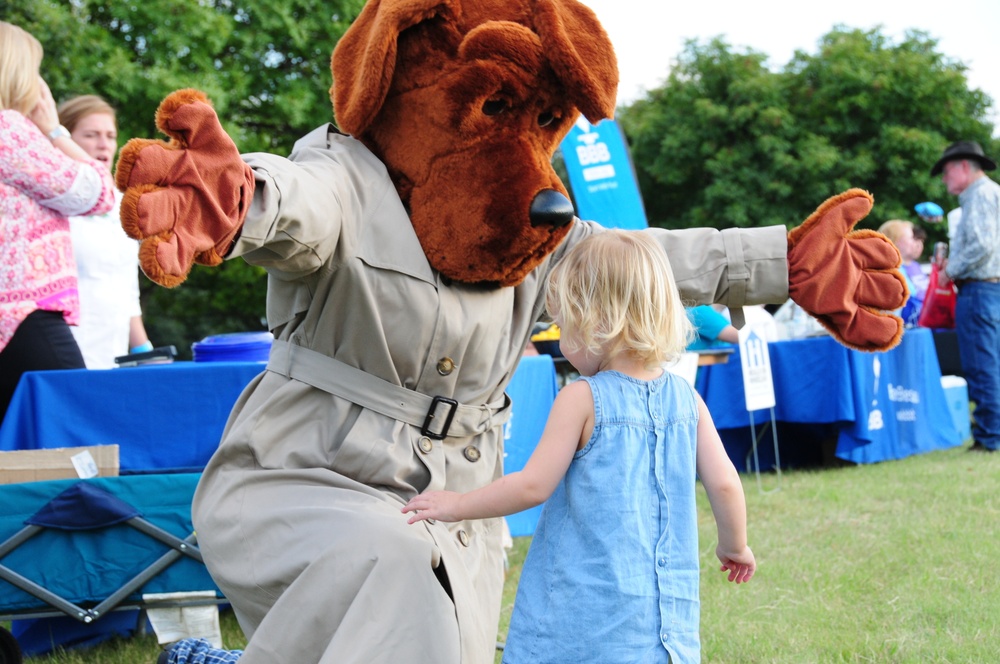 Sailors Celebrate National Night Out