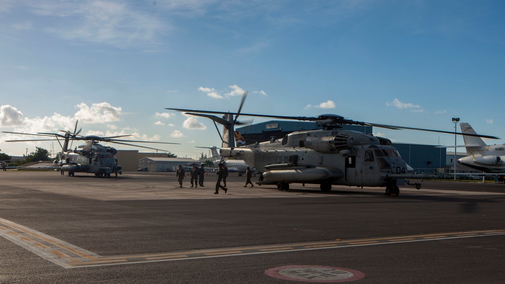 SPMAGTF-SC Marines Stage Hurricane Matthew Relief Team In Cayman Islands