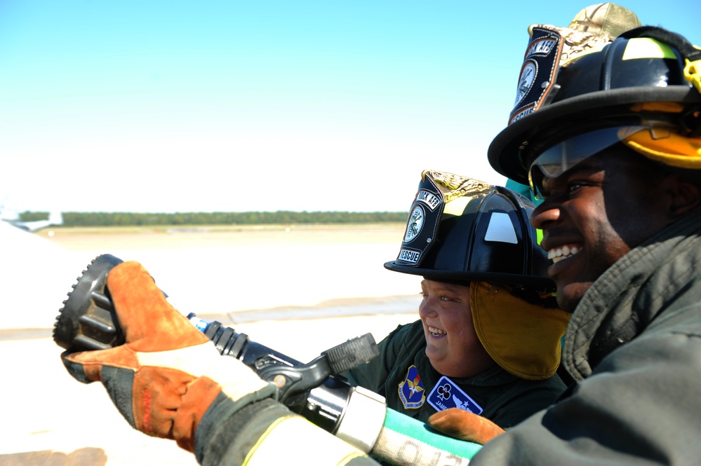 Pilot for a day visits Little Rock AFB