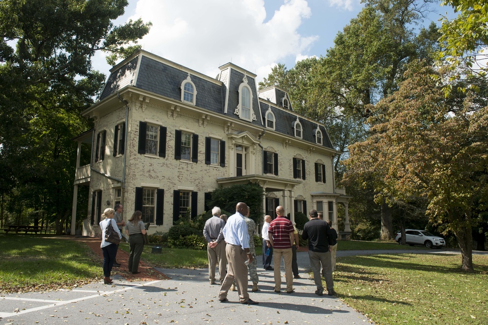 Arlington National Cemetery employees learn from National Park Service Historic Preservation Training Center employees