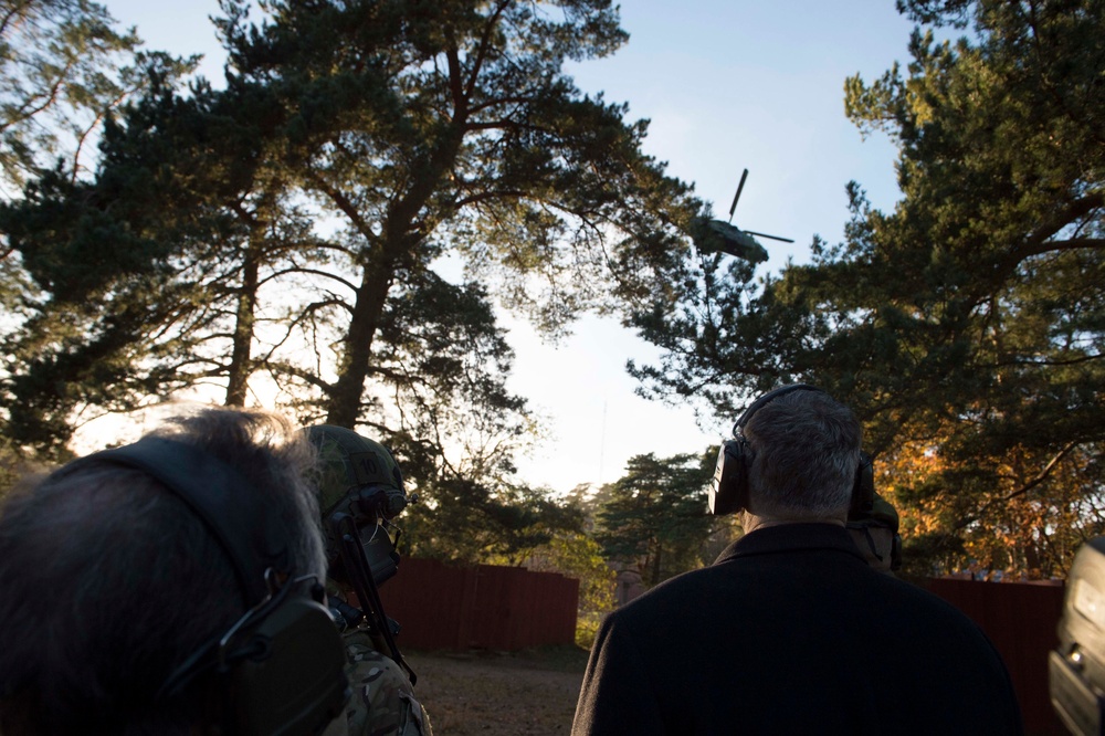 DSD observes Finnish Military Exercise