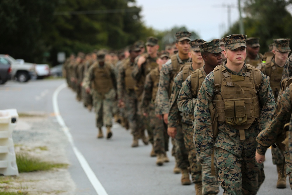 Marines embrace espirit de corps