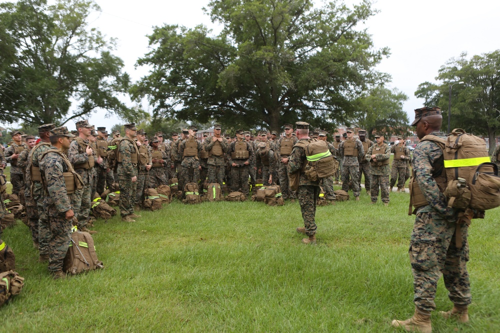 Marines embrace espirit de corps