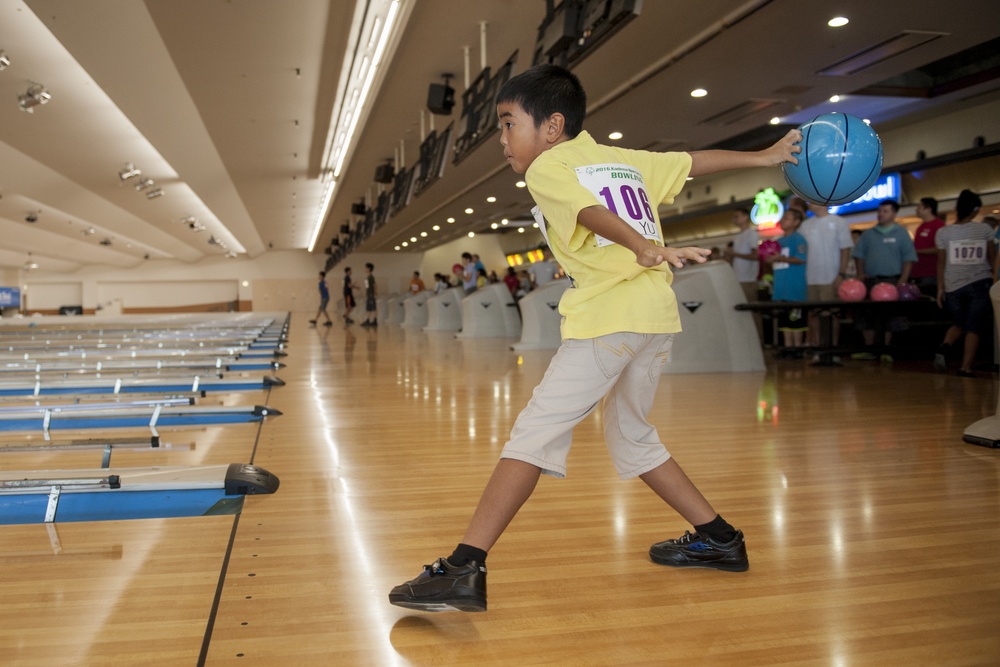 U.S. service members, Okinawans host annual KSO bowling tournament