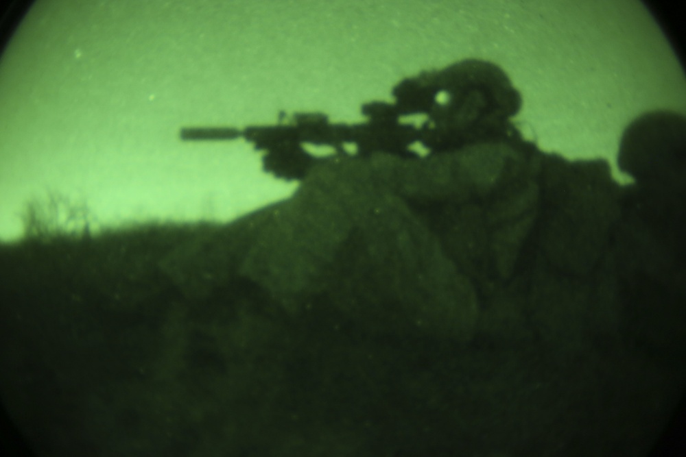 1st Recon Battalion owns the night