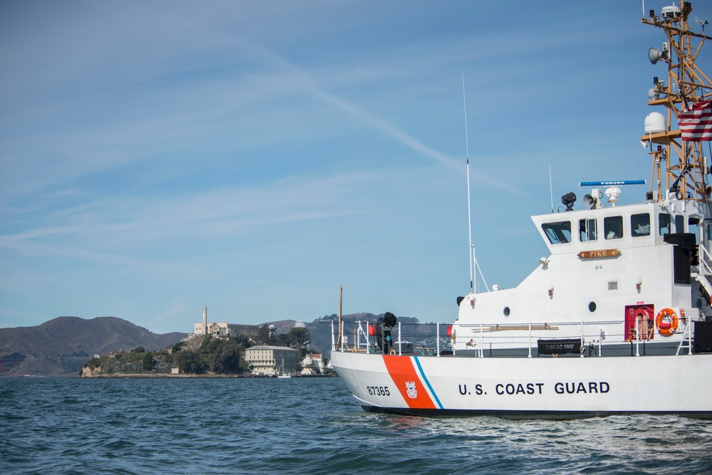 Coast Guard Cutter Pike patrols during Fleet Week San Francisco air show