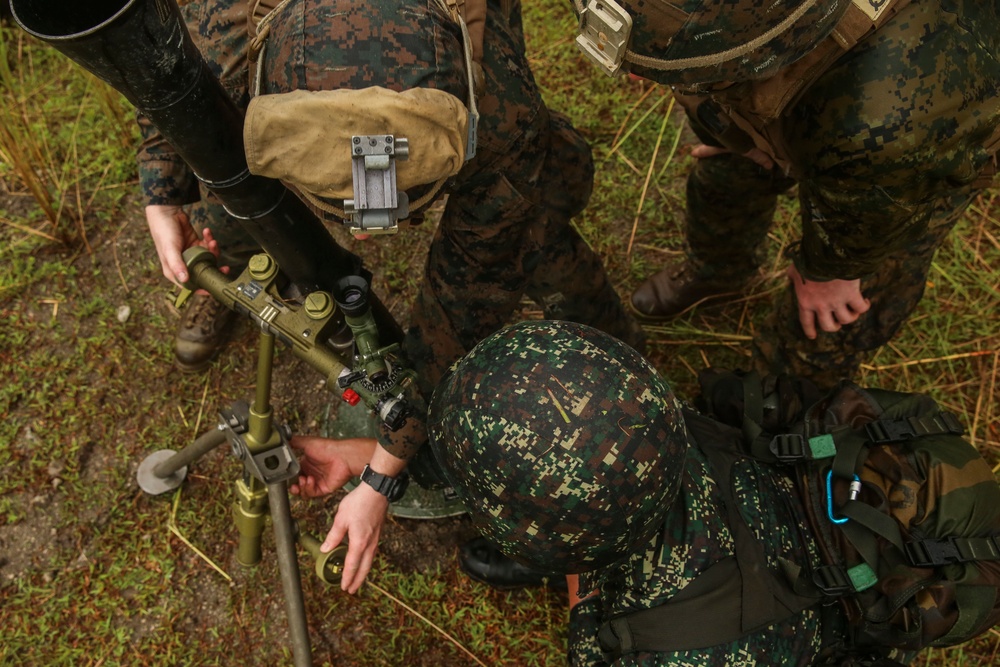 U.S., Philippine Marines share mortar tactics