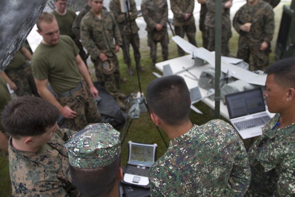 Philippine, U.S. Marines share best practices