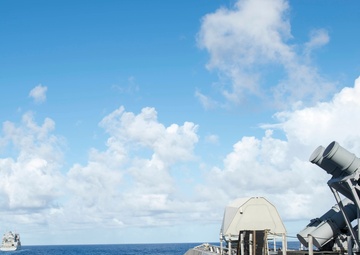 USS Coronado (LCS 4) conducts UNREP and VERTREP with USNS Richard E. Byrd