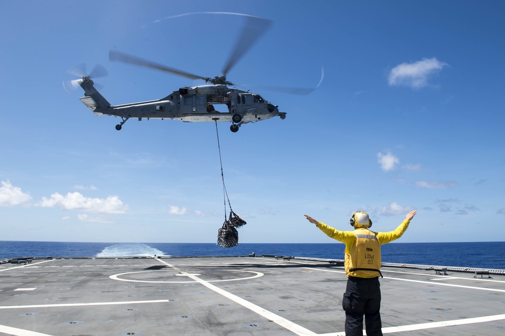 USS Coronado (LCS 4) conducts UNREP and VERTREP with USNS Richard E. Byrd