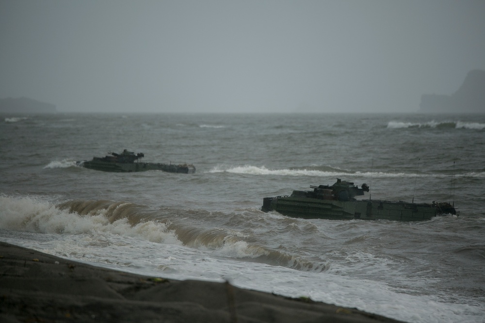 PHIBLEX 33 kicks off with a boom