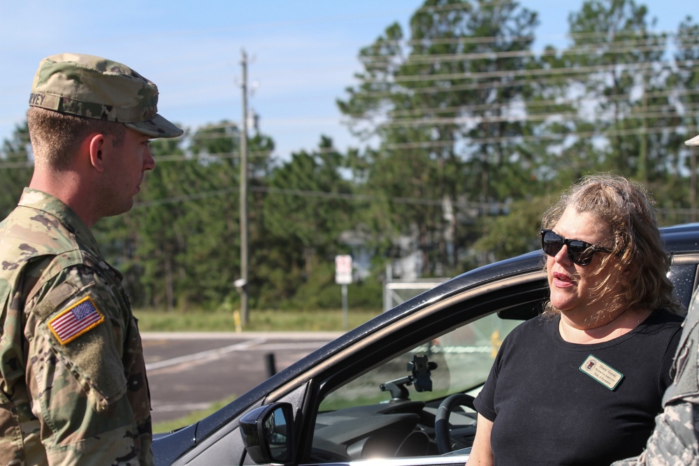 Citizens and Soldiers Come Together as a Community after the Storm