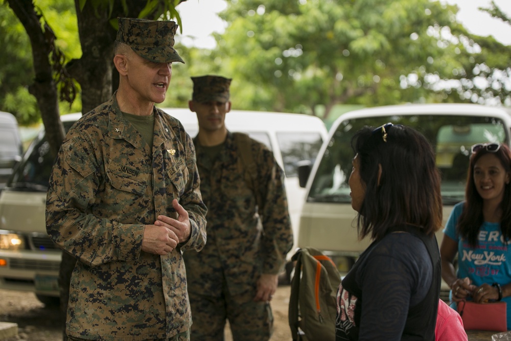 Brig. Gen. John Jansen visits Marines, humanitarian civic assistance sites in Northern Luzon