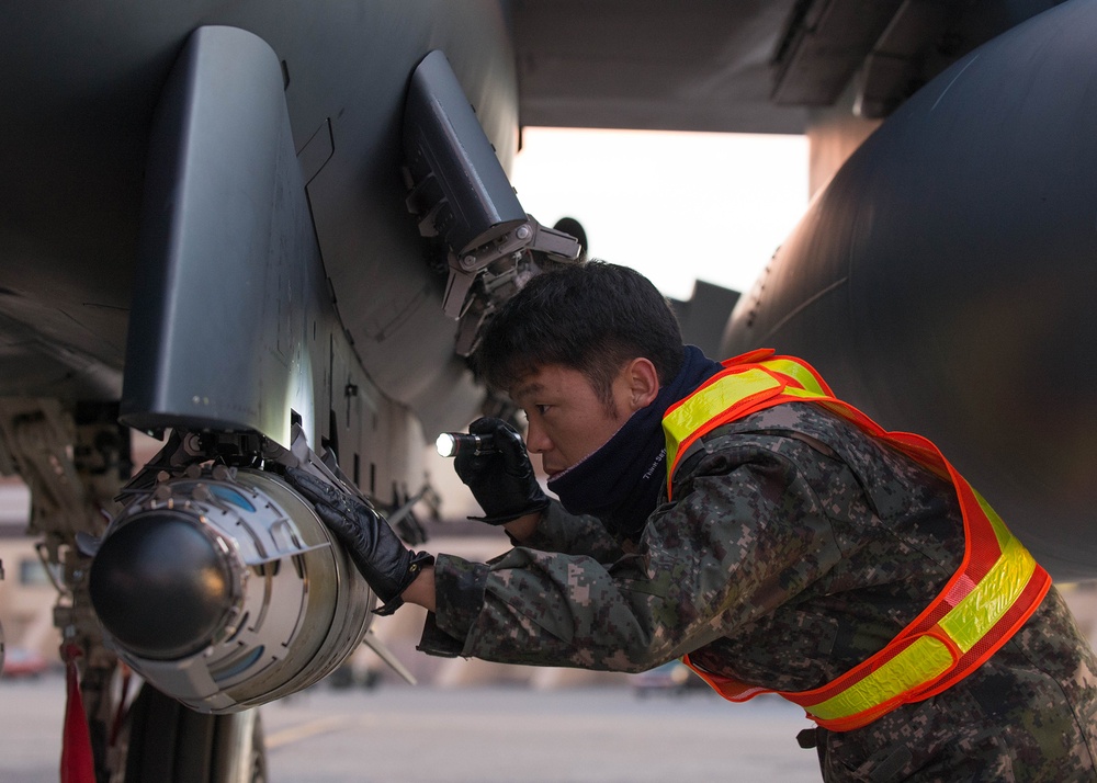 ROKAF enhances partnership during RED FLAG-Alaska